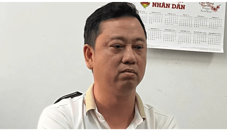 Giám đốc một đại lý bảo hiểm