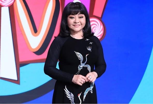 R::ưng r::ưng t::iễn b::iệt một huyền thoại: Tạm biệt danh ca Hương Lan