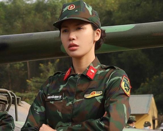 Tạm biệt Minh Tú